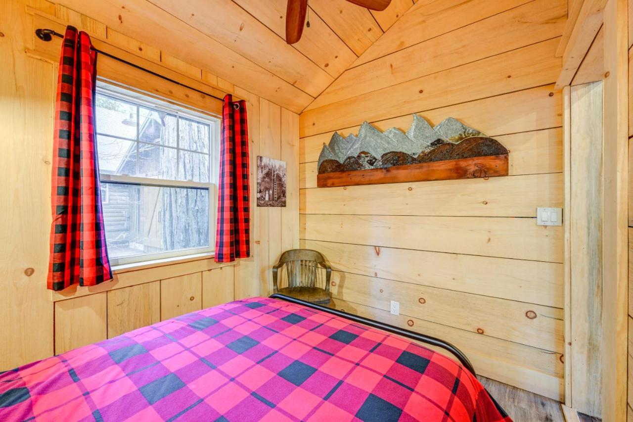 Enchanting Creekside Cabin Near Kings Canyon Park! Badger Exterior foto